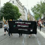 Sponti: "G20 versenken - eine bessere Welt erkämpfen!"